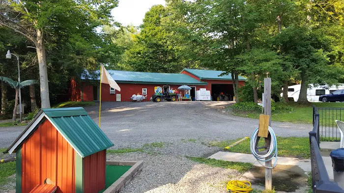 Paradise Bay Park Family Campground Picture 5