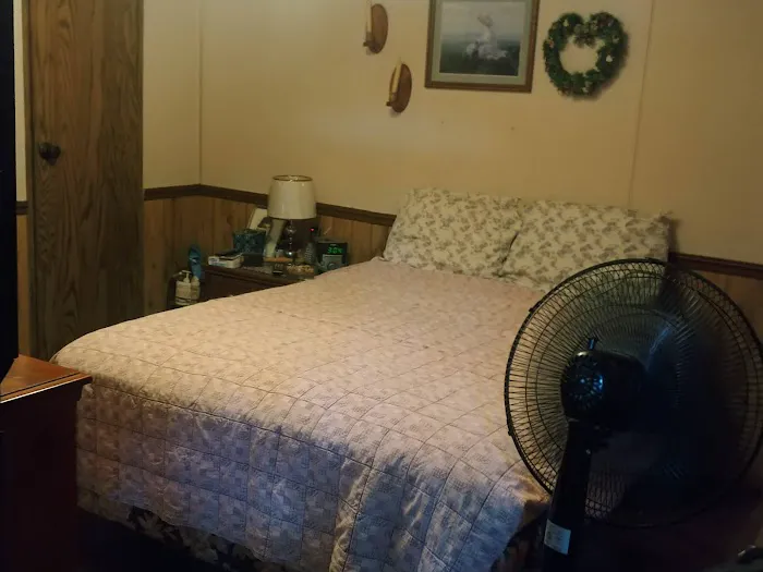 College Heights Manufactured Home Community Picture 3