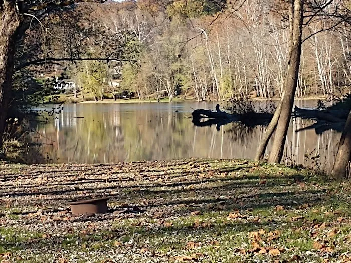 Marlowe's Scenic River Campground Picture 4