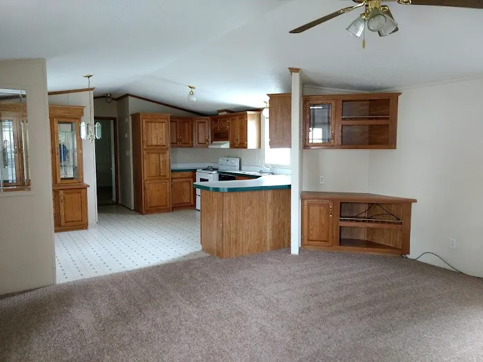 Meadowbrook Manor Picture 6