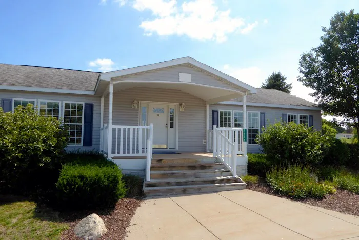 Algoma Estates Manufactured Home Community Picture 4
