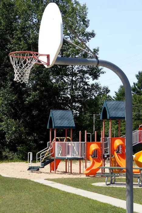 Village Trails Manufactured Home Community Picture 3