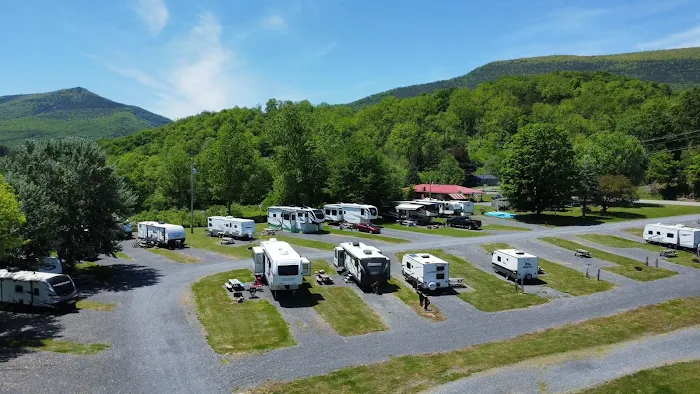 Country Roads Campground Picture 4