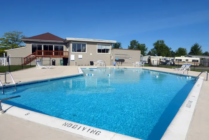 Appletree Estates Manufactured Home Community Picture 5