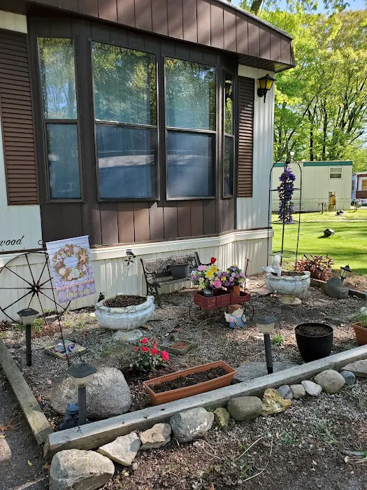 North Shore Estates Mobile Home Community Picture 3