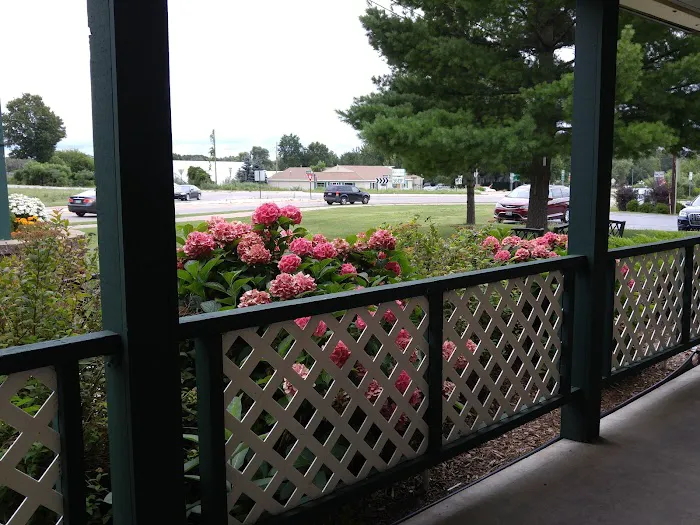 Cousins RV Park Picture 8