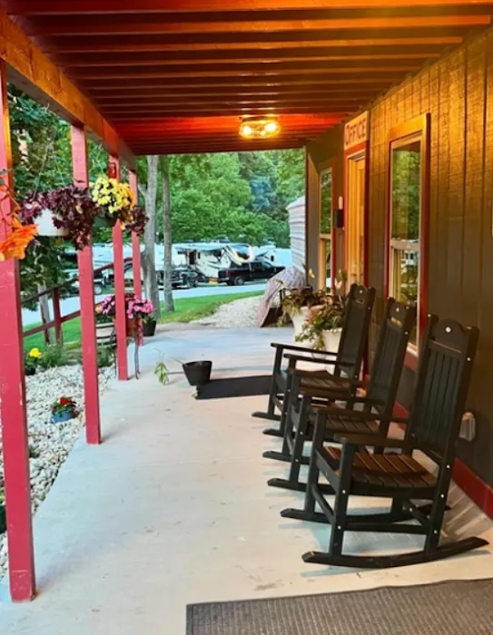 Three Springs Campground and RV Park Picture 10