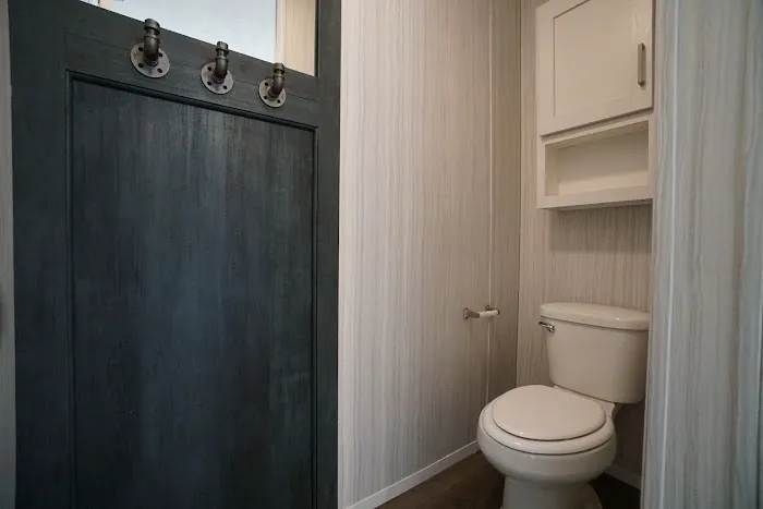 Shadeland Estates Picture 4