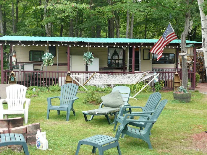 Mac's Camping Area Picture 4