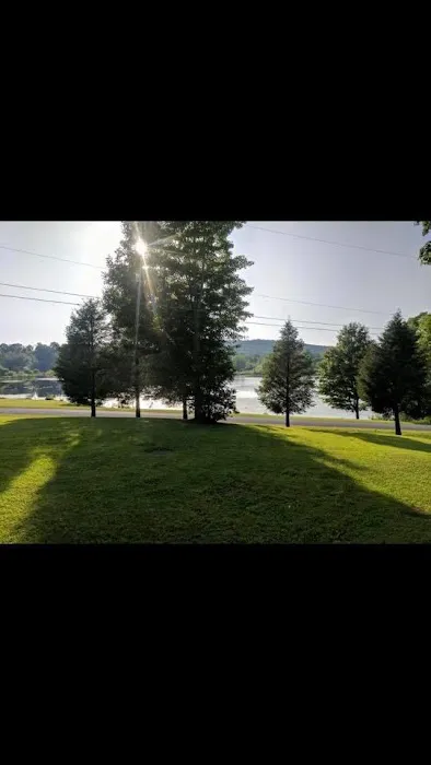 Mitchell Lake Campgrounds Picture 7