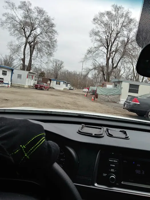 Bullfrog Mobile Home Park Picture 4