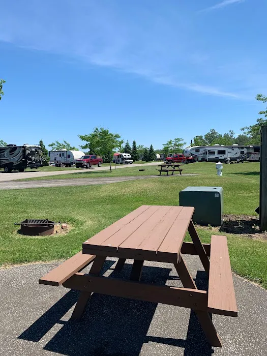 Lampe Campground Picture 2