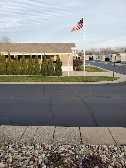 Lakeshore Estates Picture 3