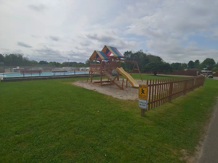 Goddard Park VacationLand Campground Picture 9