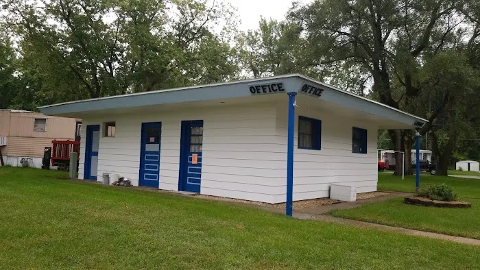 Mobile Village Trailer Park Picture 1