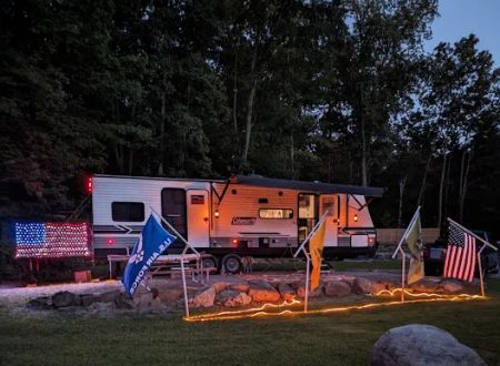 Cozy Oaks RV Resort