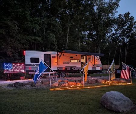 Cozy Oaks RV Resort