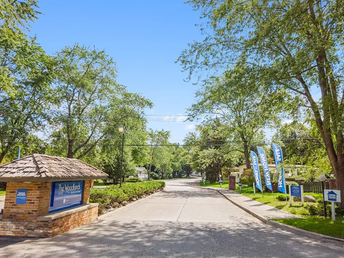 The Woodlands Manufactured Home Community Picture 7