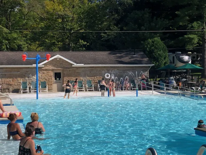 Adventure Bound Camping Resorts - Shenango Valley Picture 9