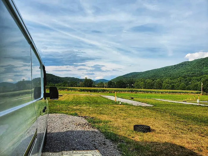 Smalltown Campsites, LLC Picture 6