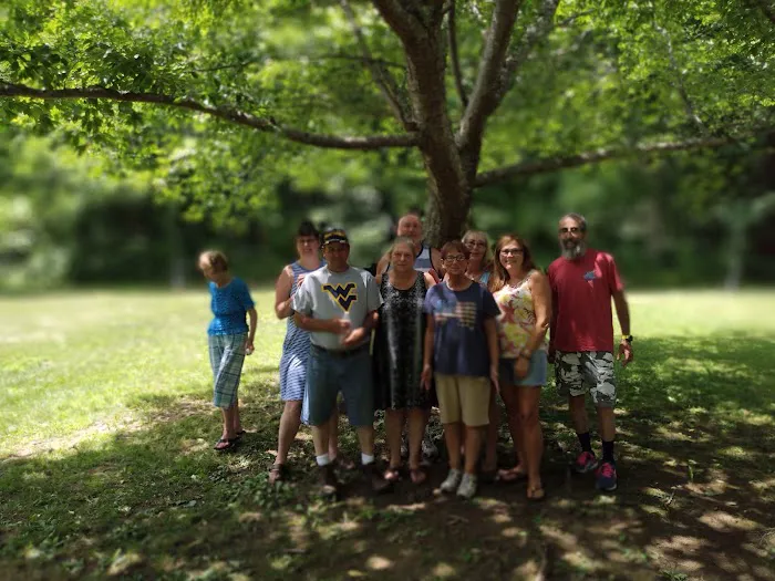 Thorn Spring Park Picture 3