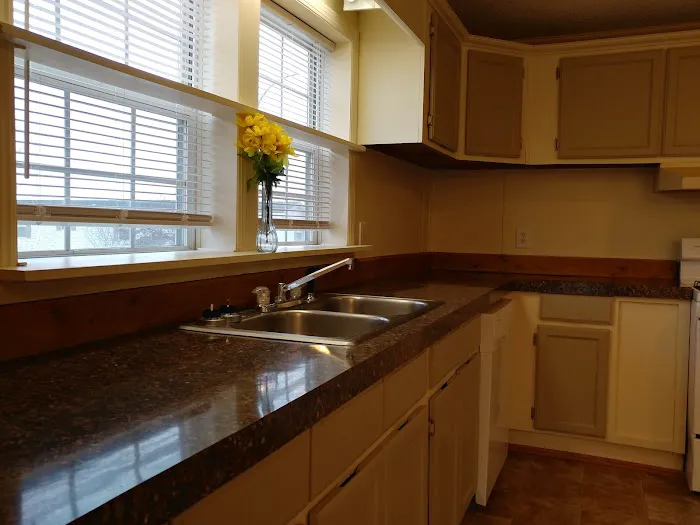 Continental Estates Picture 5