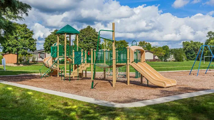 East Village Estates Picture 3