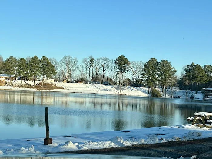 Davis Lakes & Campgrounds Picture 2