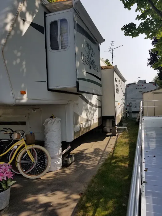 Pleasure Point RV Condo Resort Picture 8