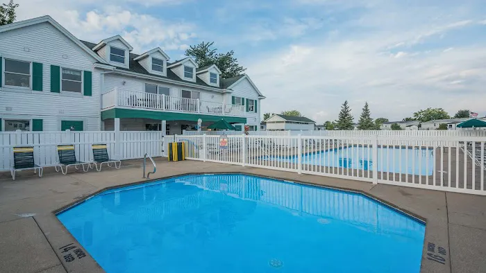 Waverly Shores Village Picture 2