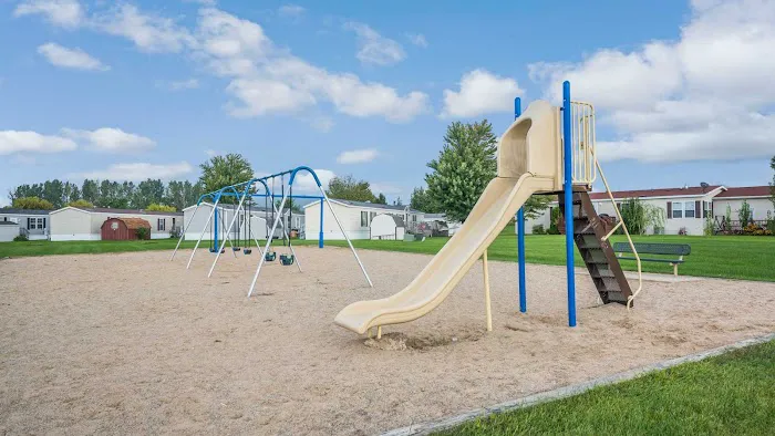 Waverly Shores Village Picture 1