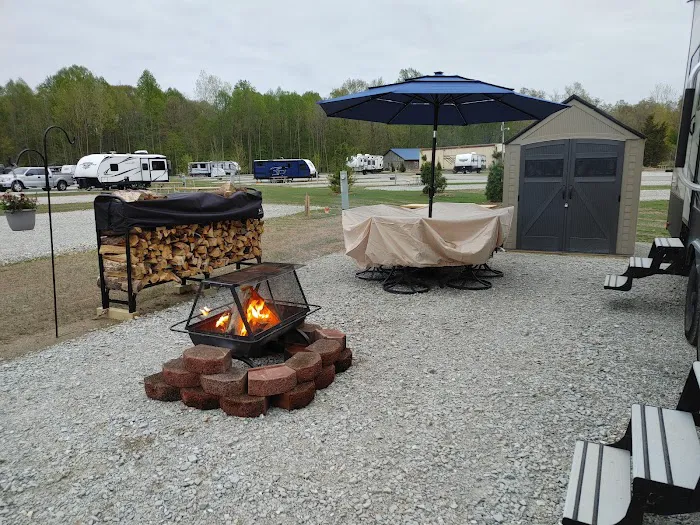 Indian Lakes RV Campground Picture 7