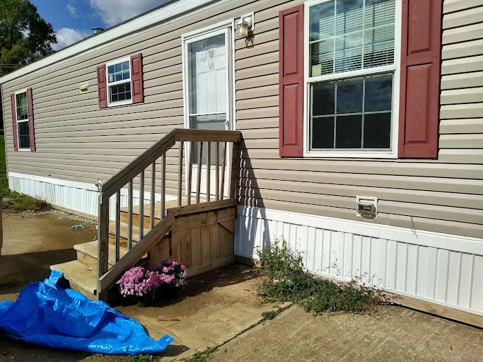 Oak Meadows Mobile Home Community Picture 7