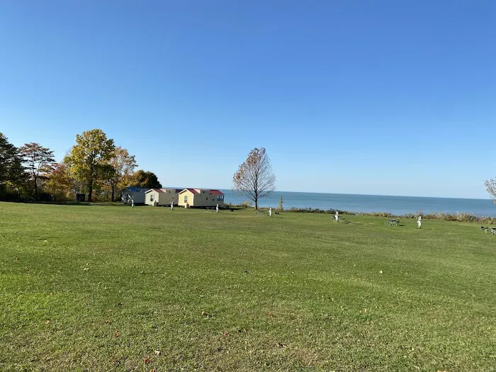 Virginia’s Beach Lakefront Cottages & Camping Picture 10
