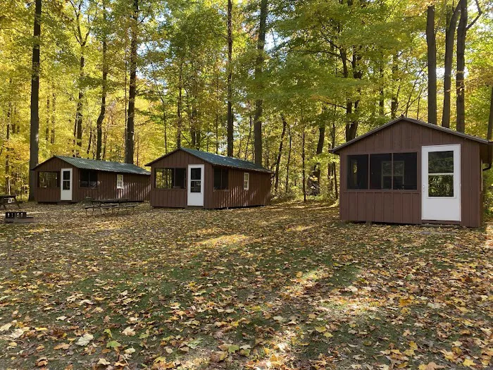 Virginia’s Beach Lakefront Cottages & Camping Picture 9