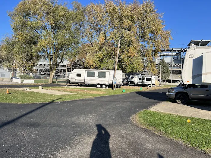 Speedway RV Park Picture 8