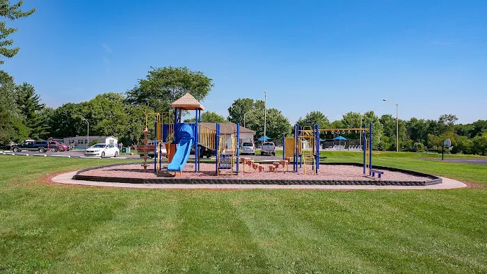 West Glen Village Manufactured Home Community Picture 6