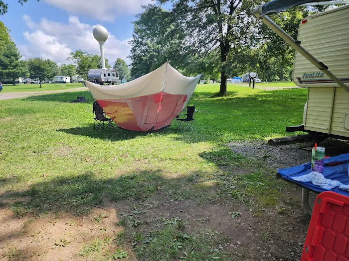 Jamestown Campground - Pymatuning State Park (PA) Picture 6