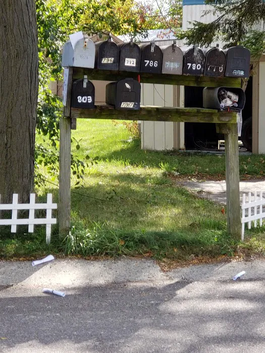 Parkway Village MHC Picture 6