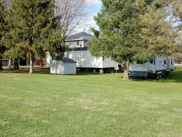 The Great Outdoors Family Campground Picture 7