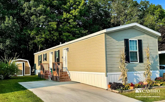 Ideal Villa Mobile Home Community Picture 2