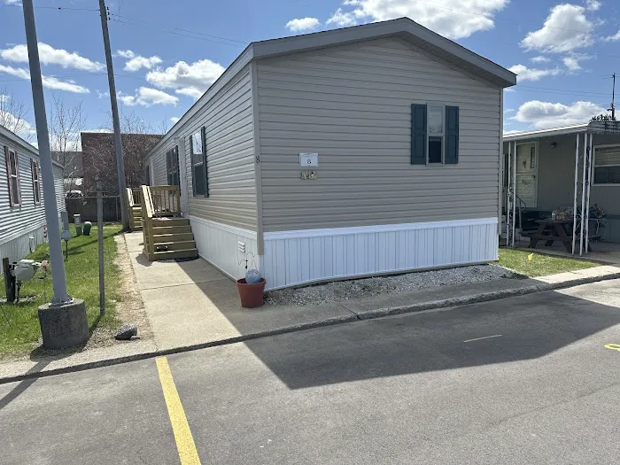 Roseville Mobile Home Park Picture 3