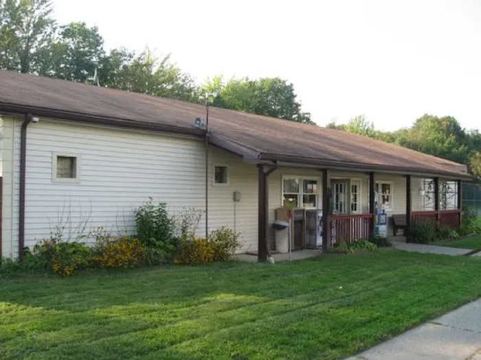 Lake Village Campground Picture 9