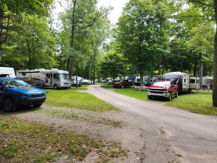 Pine Ridge RV Campground Picture 6