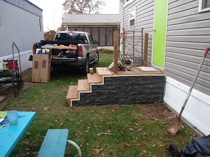 Holiday Terrace Mobile Home Park Picture 7