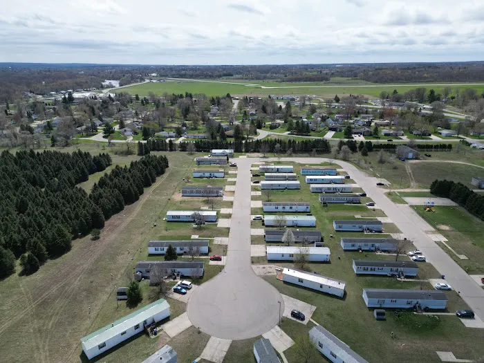 Country Manor Estates Mobile Home Park Picture 3