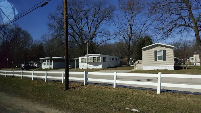 Arlington Woods Picture 10