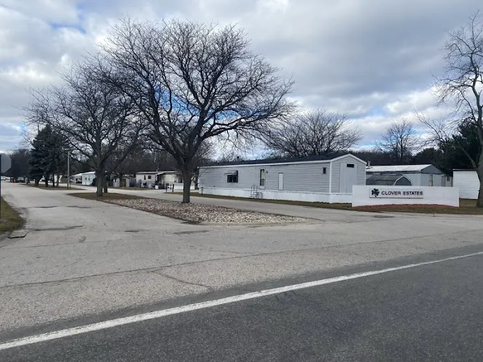 Clover Estates Mobile Home Community Picture 6