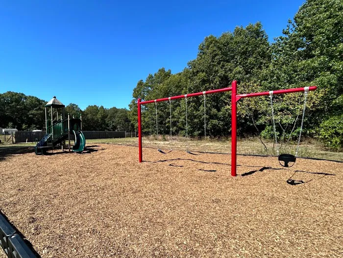 Clover Estates Mobile Home Community Picture 7
