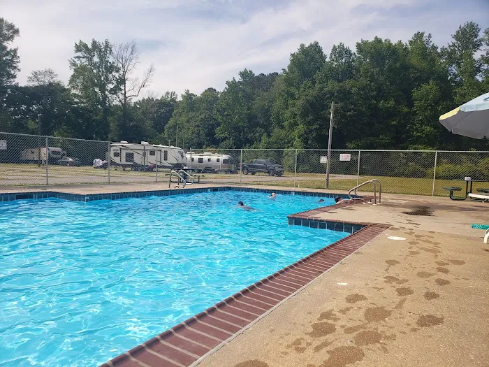 Chesapeake Campground Picture 1